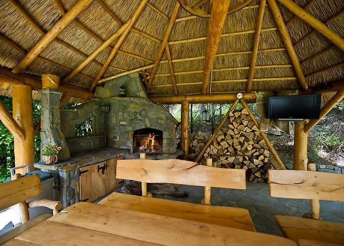 Absynt 3* נובי טארג