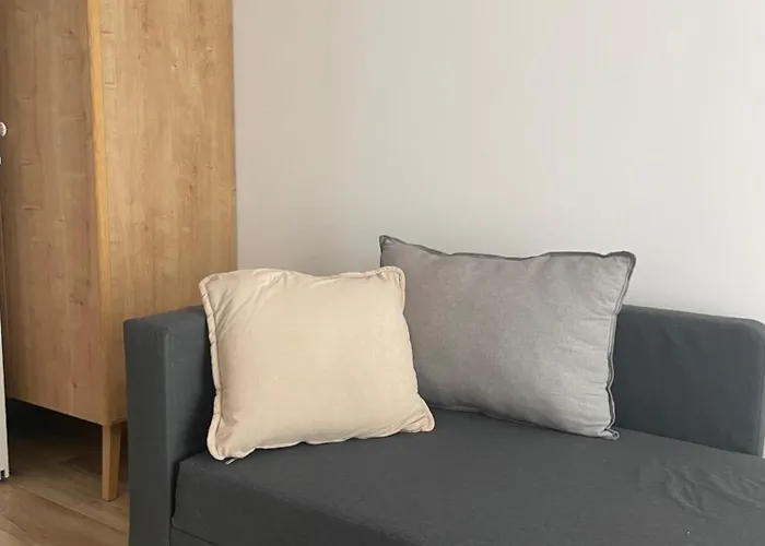 Absynt לינה וארוחת בוקר 3*